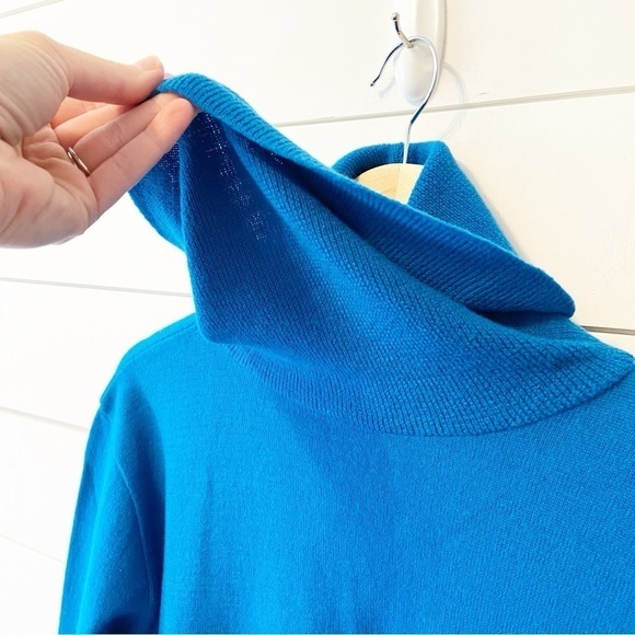 Vintage 70’s Pendleton | Pure Virgin Wool Blue Turtleneck Sweater Size Large - Picture 6 of 8